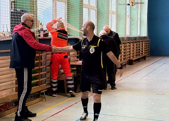 Grafika 6: Mikołajkowy turniej piłkarski w Łebieniu