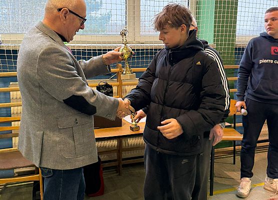 Grafika 17: Mikołajkowy turniej piłkarski w Łebieniu