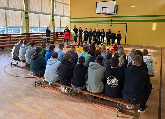 Grafika 3: Szkolenia z pierwszej pomocy w Zespole Szkół w Garczegorzu