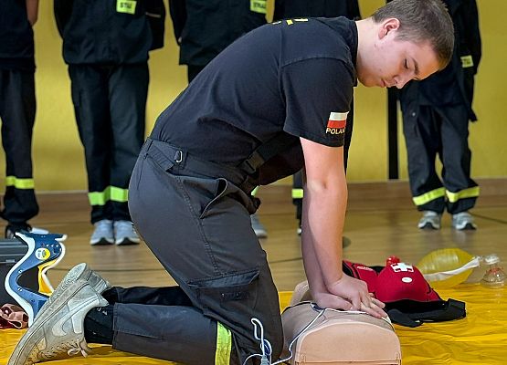 Grafika 9: Szkolenia z pierwszej pomocy w Zespole Szkół w Garczegorzu