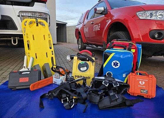 Grafika 2: OSP w Łebieniu ze wsparciem Fundacji PGE