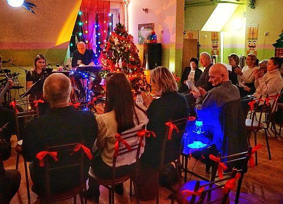 Grafika 5: Świąteczny koncert pełen refleksji