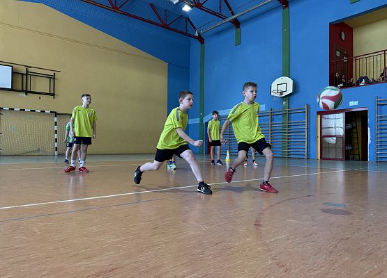 Grafika 16: Gminne Igrzyska Dzieci w Dwa Ognie Usportowione