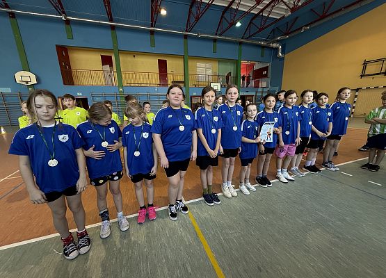 Grafika 11: Gminne Igrzyska Dzieci w Dwa Ognie Usportowione