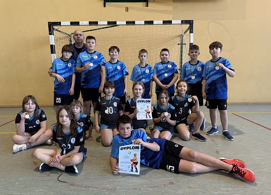 Grafika 14: Gminne Igrzyska Dzieci w Dwa Ognie Usportowione