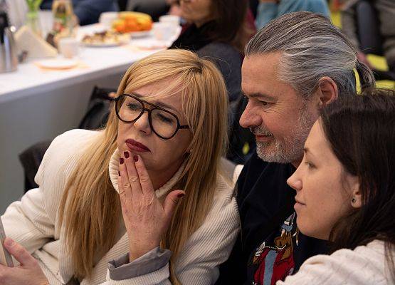 Grafika 3: Dzień Babci i Dziadka w Przedszkolu - wzruszający występ najmłodszych