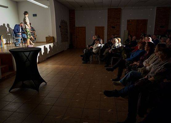 Grafika 12: Teatr „Tylko dla dorosłych” w Pogorzelicach
