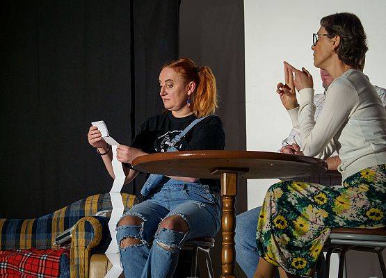 Grafika 18: Teatr „Tylko dla dorosłych” w Pogorzelicach