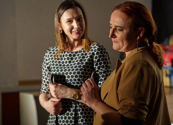 Grafika 30: Teatr „Tylko dla dorosłych” w Pogorzelicach