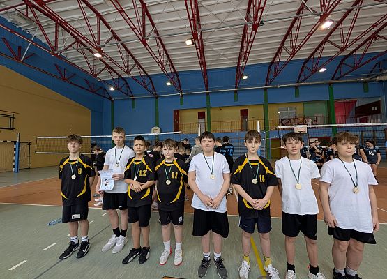 Grafika 21: Gminne Igrzyska Dzieci w Piłce Siatkowej