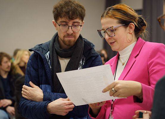 Grafika 7: Konsultacje społeczne w Czarnówku: Rozmowy o planie ogólnym Zajawka: Mieszkańcy Czarnówka dyskutowali o przyszłości planistycznej gminy.