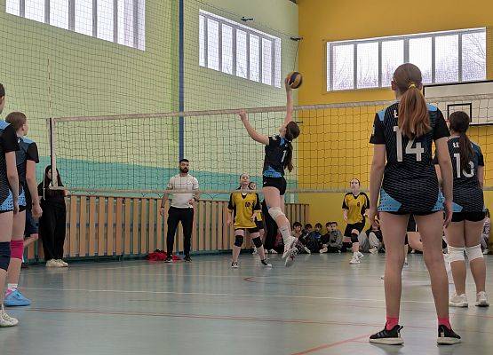 Grafika 21: Gminne Igrzyska Młodzieży w Piłce Siatkowej Dziewcząt