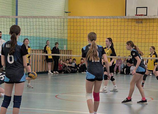 Grafika 24: Gminne Igrzyska Młodzieży w Piłce Siatkowej Dziewcząt