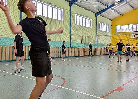 Grafika 16: Gminne Igrzyska Młodzieży w Piłce Siatkowej Chłopców