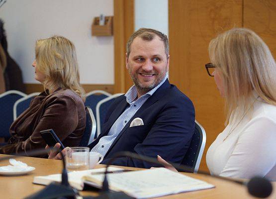 Grafika 7: Partnerskie Kluby Biznesu