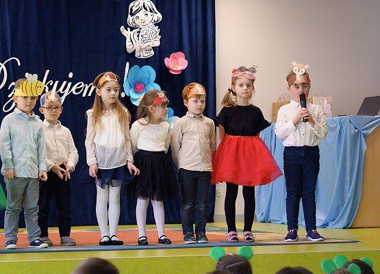 Grafika 22: Podziękowania za lata pasji i oddania: Pożegnanie Dyrektor Teresy Rycak