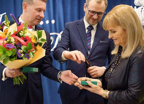 Grafika 35: Podziękowania za lata pasji i oddania: Pożegnanie Dyrektor Teresy Rycak