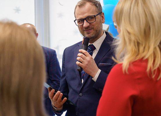 Grafika 41: Podziękowania za lata pasji i oddania: Pożegnanie Dyrektor Teresy Rycak