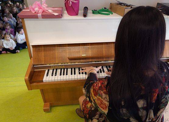 Grafika 52: Podziękowania za lata pasji i oddania: Pożegnanie Dyrektor Teresy Rycak