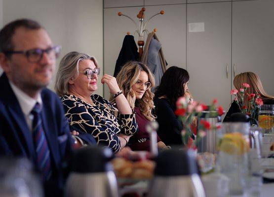 Grafika 69: Podziękowania za lata pasji i oddania: Pożegnanie Dyrektor Teresy Rycak