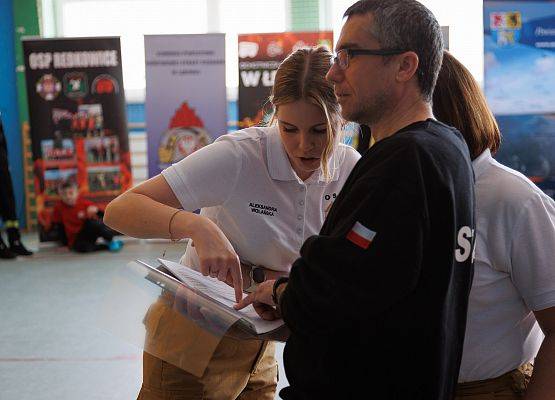 Grafika 34: Sportowe święto młodych strażaków w Łebieniu