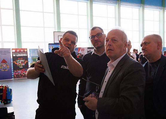 Grafika 100: Sportowe święto młodych strażaków w Łebieniu