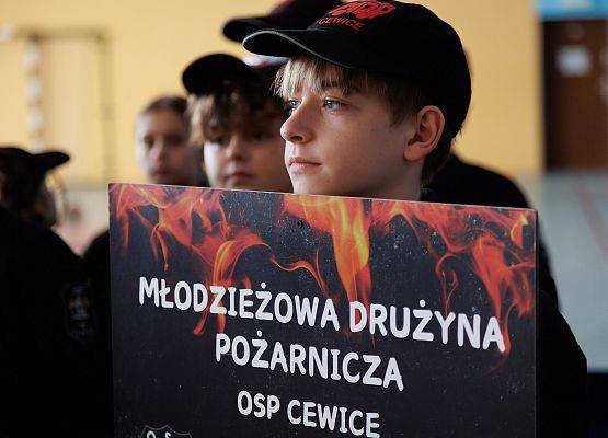 Grafika 3: Sportowe święto młodych strażaków w Łebieniu