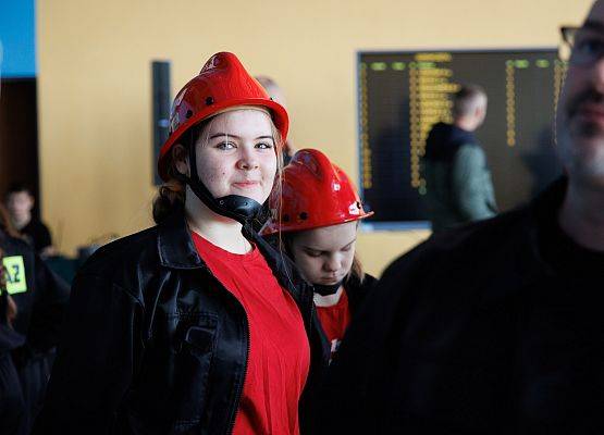 Grafika 5: Sportowe święto młodych strażaków w Łebieniu