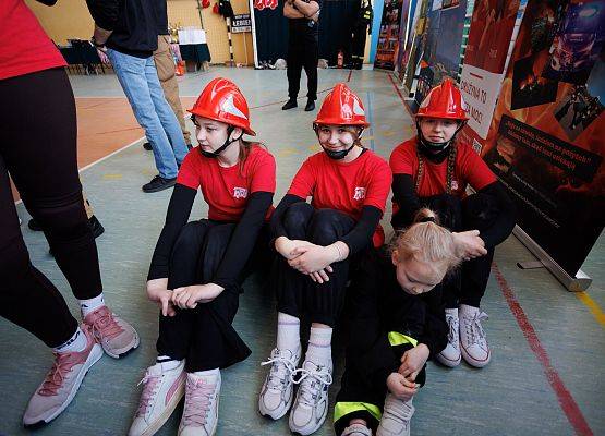 Grafika 21: Sportowe święto młodych strażaków w Łebieniu