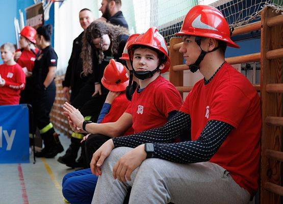 Grafika 39: Sportowe święto młodych strażaków w Łebieniu