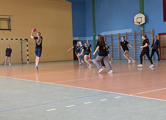 Grafika 23: Gminne Igrzyska Młodzieży w piłce ręcznej