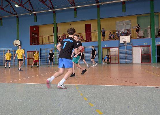 Grafika 24: Gminne Igrzyska Młodzieży w piłce ręcznej