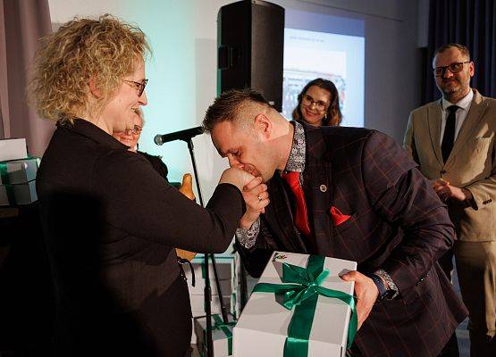 Grafika 38: Gminne Osobowości Kultury - docenienie lokalnych twórców