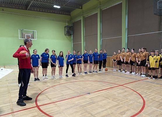 Grafika 1: Gminne Igrzyska Dzieci w koszykówce dziewcząt i chłopców – Nowa Wieś Lęborska, 17.03