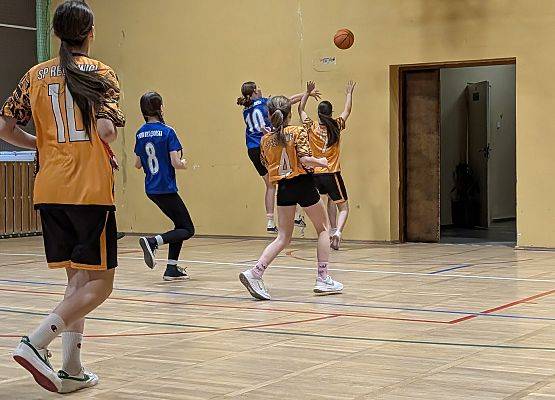 Grafika 6: Gminne Igrzyska Dzieci w koszykówce dziewcząt i chłopców – Nowa Wieś Lęborska, 17.03