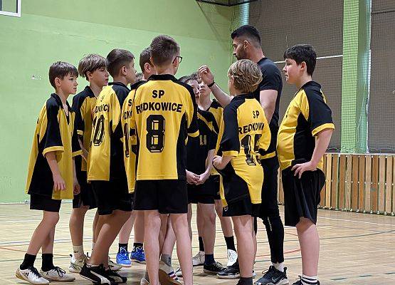 Grafika 13: Gminne Igrzyska Dzieci w koszykówce dziewcząt i chłopców – Nowa Wieś Lęborska, 17.03