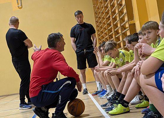 Grafika 14: Gminne Igrzyska Dzieci w koszykówce dziewcząt i chłopców – Nowa Wieś Lęborska, 17.03