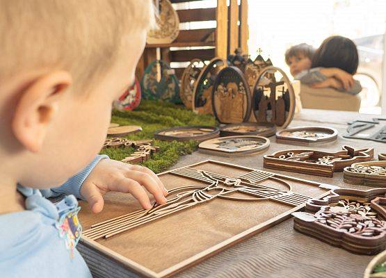 Grafika 36: Świąteczny kiermasz i konkurs na Eko Palmę Wielkanocną w Mostach