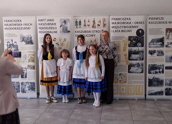 Grafika 16: „RODNÔ MÒWA” - Poznaliśmy laureatów gminnych eliminacji konkursu recytatorskiego
