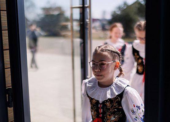 Grafika 18: „RODNÔ MÒWA” - Poznaliśmy laureatów gminnych eliminacji konkursu recytatorskiego