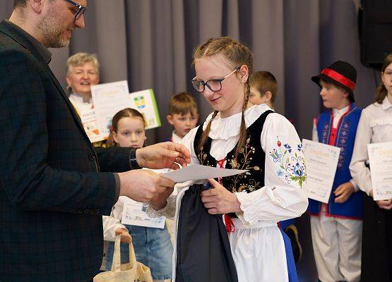 Grafika 34: „RODNÔ MÒWA” - Poznaliśmy laureatów gminnych eliminacji konkursu recytatorskiego