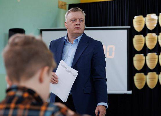 Grafika 24: Młodzi mistrzowie matematyki wyłonieni. Finał wojewódzkiego konkursu „MATHMAN” w Redkowicach