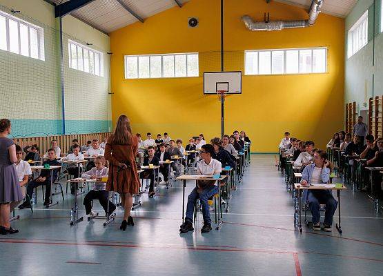 Grafika 25: Młodzi mistrzowie matematyki wyłonieni. Finał wojewódzkiego konkursu „MATHMAN” w Redkowicach
