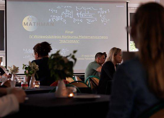Grafika 26: Młodzi mistrzowie matematyki wyłonieni. Finał wojewódzkiego konkursu „MATHMAN” w Redkowicach