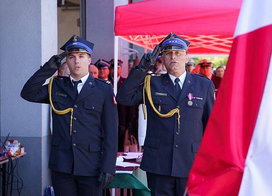 Grafika 3: Gminni druhowie i Wójt na Powiatowym Dniu Strażaka