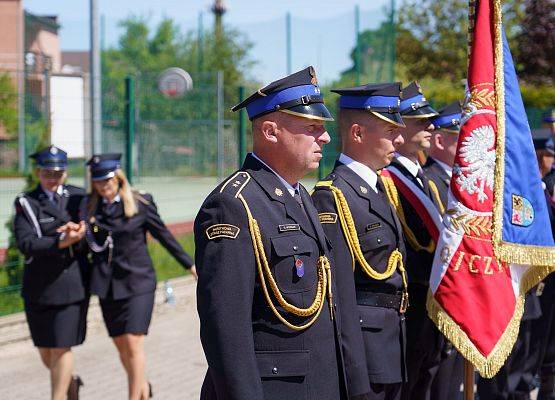 Grafika 6: Gminni druhowie i Wójt na Powiatowym Dniu Strażaka