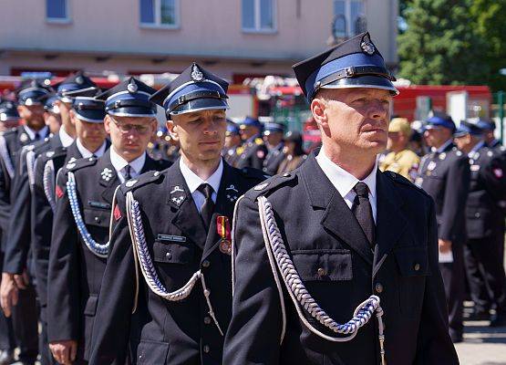 Grafika 19: Gminni druhowie i Wójt na Powiatowym Dniu Strażaka