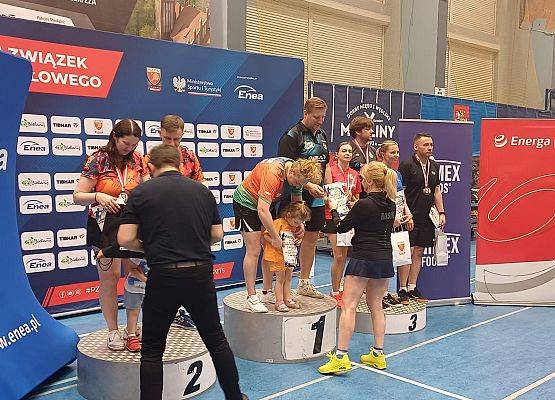 Grafika 4: Sukces tenisistów stołowych GKS Tęcza na Mistrzostwach Polski Masters