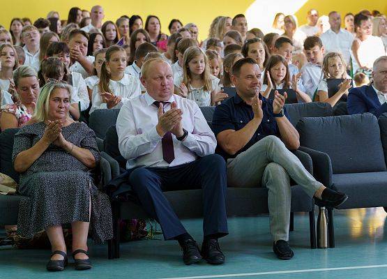 Grafika 76: Uroczyste zakończenie roku szkolnego w gminnych placówkach