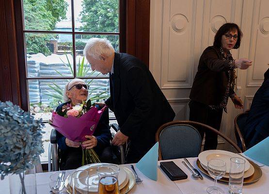 Grafika 24: Wyjątkowy jubileusz. 107. urodziny pani Anieli Terleckiej
